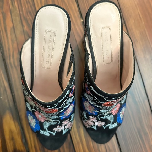 Avec Les Filles heeled suede embroidered mules - Picture 2 of 5